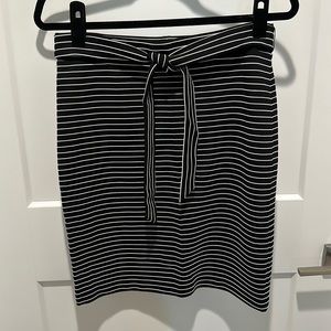 LOFT Black Pencil Skirt with Thin White Stripes and Tie Belt - NWT